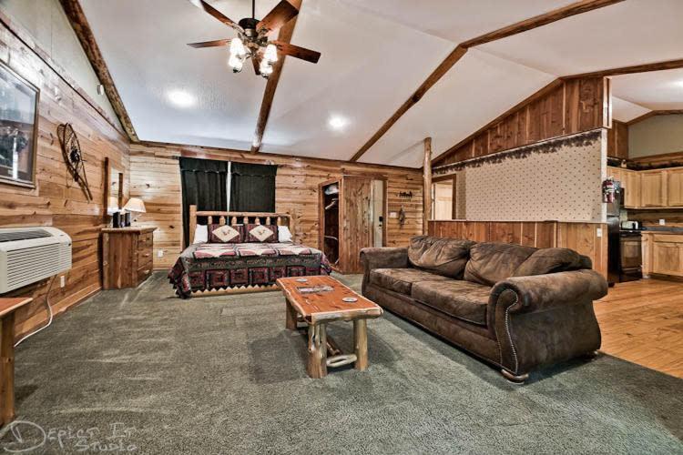 Secluded 2 Story Cabin Pool Wifi Smart Tvs 尤里卡斯普林斯 外观 照片